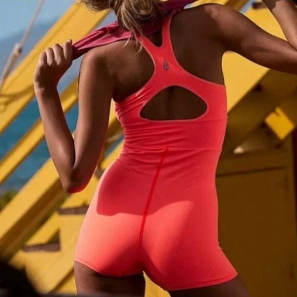 Free People Movement Every Single Time Runsie. NWOT Neon Coral sz M/L - Picture 2 of 5
